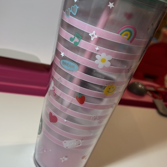 Starbucks cups - Picture 2 of 4